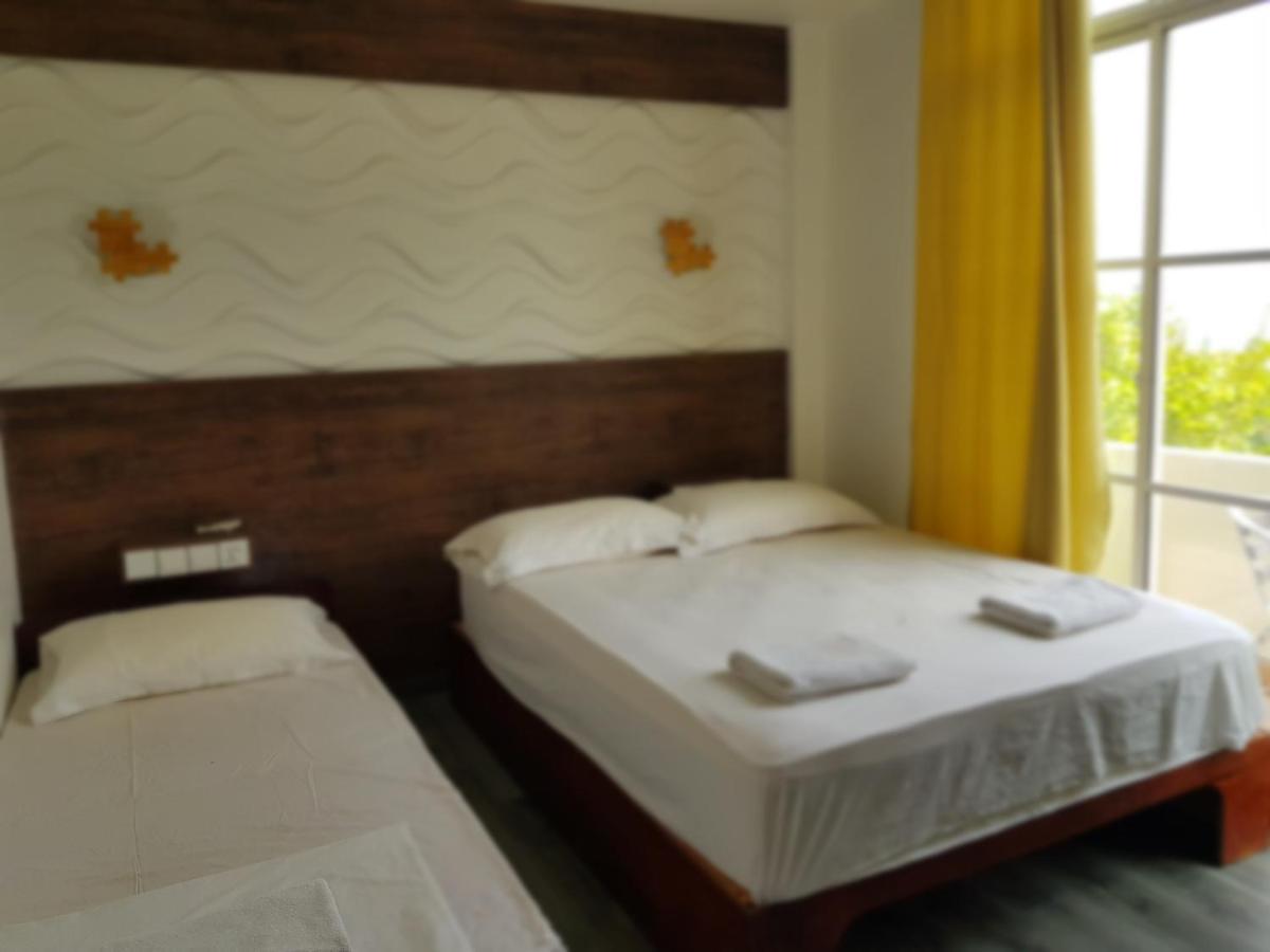 Leisure Boutique Hotel Maafushi Kültér fotó
