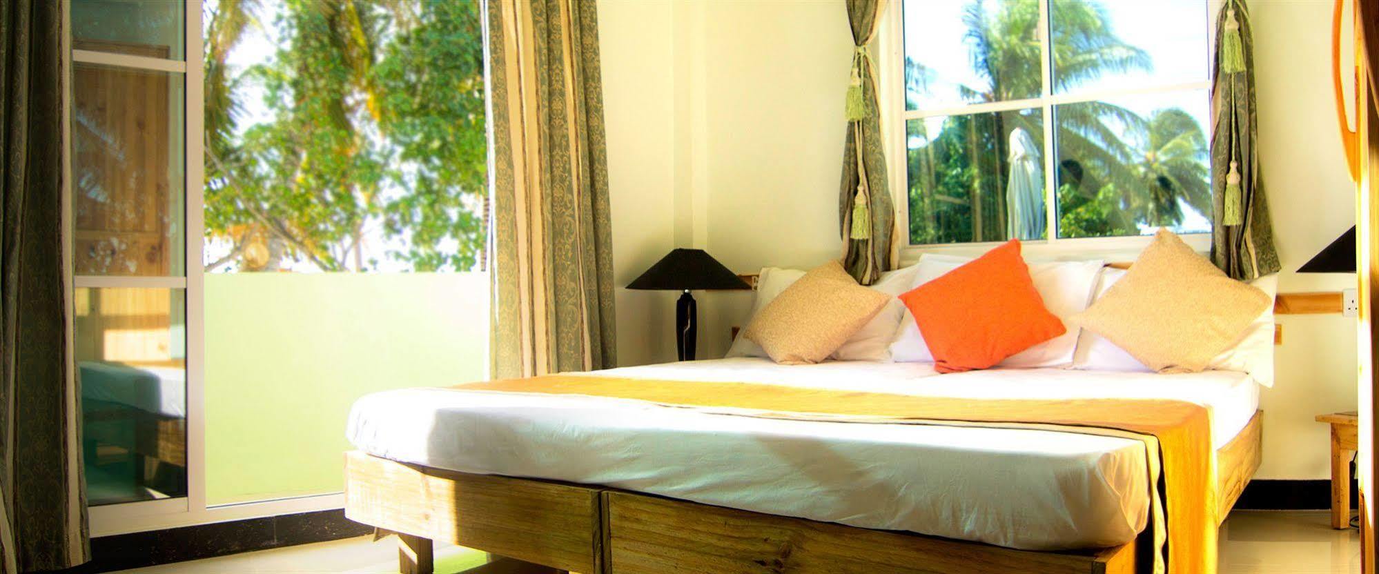 Leisure Boutique Hotel Maafushi Kültér fotó